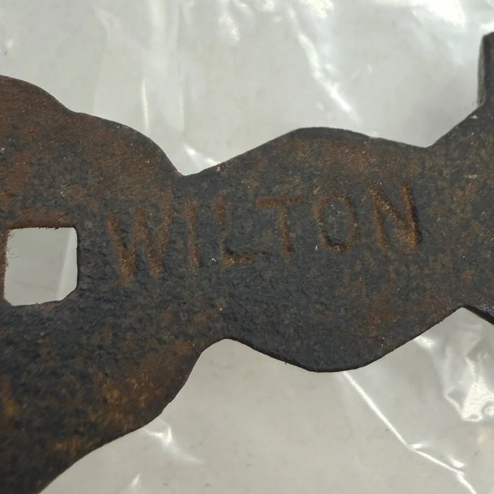 Wilton Cast Iron Trivet Lyre Heart Scroll Design Black Three Legged Vintage